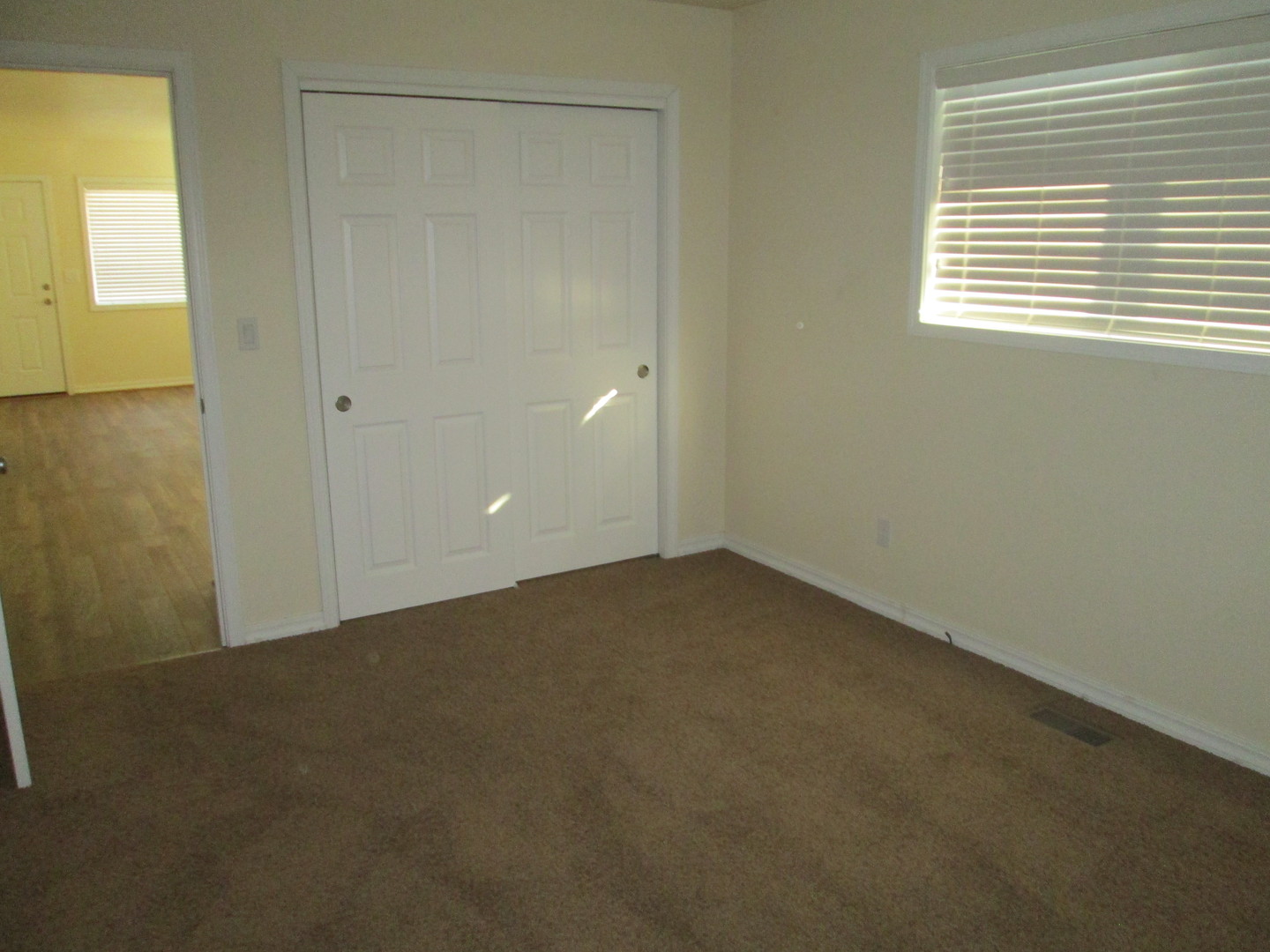 738 W Oregon Ave, Klamath Falls, OR 97601