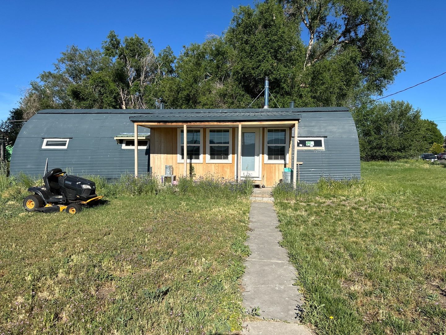 Malin House: 2740 Front St