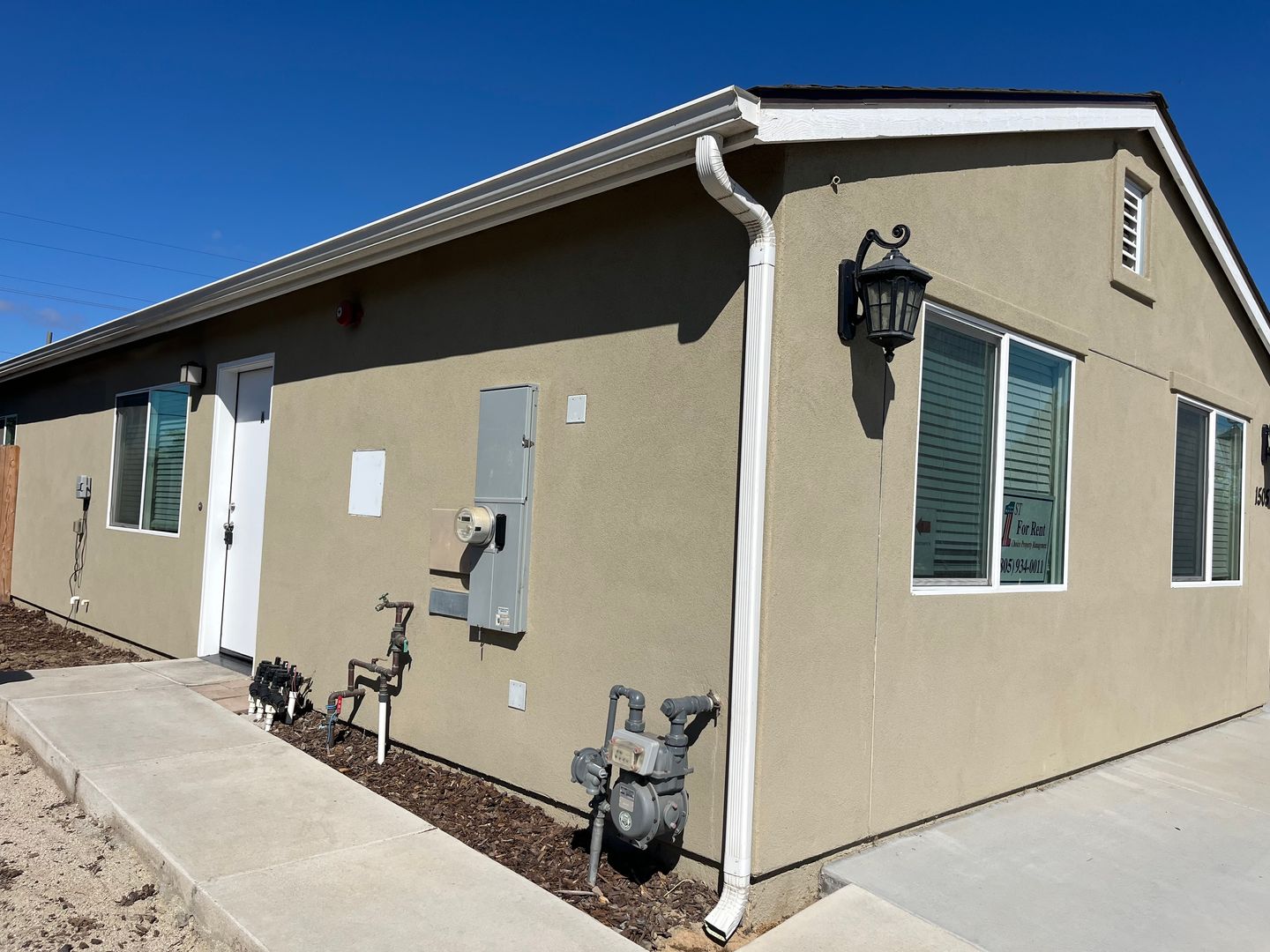 Santa Maria House: 1505A Ash Ave.