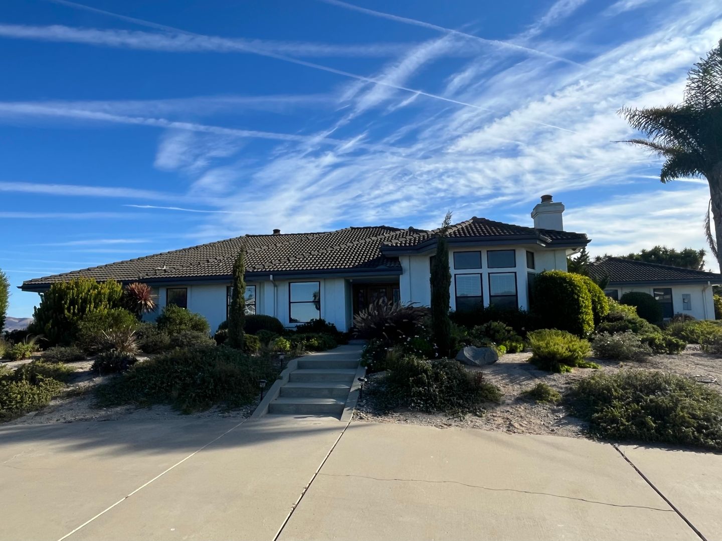 Nipomo House: 590 Calle Cielo