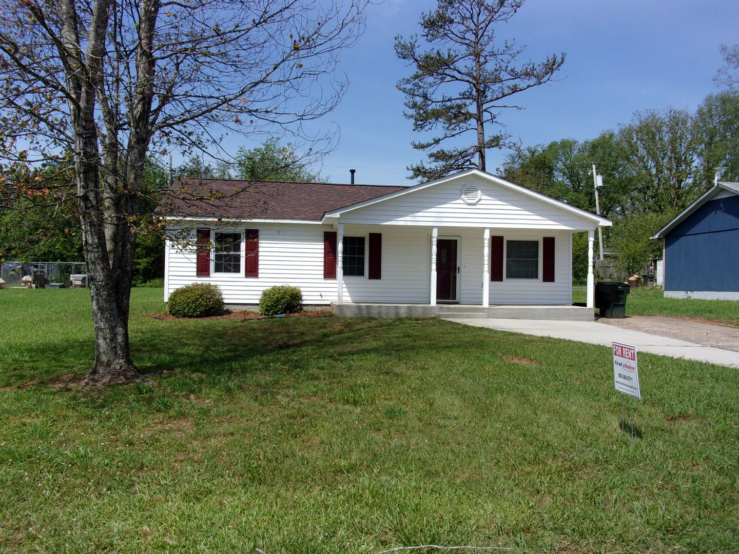 Rock Hill House: 1038 Southland Drive