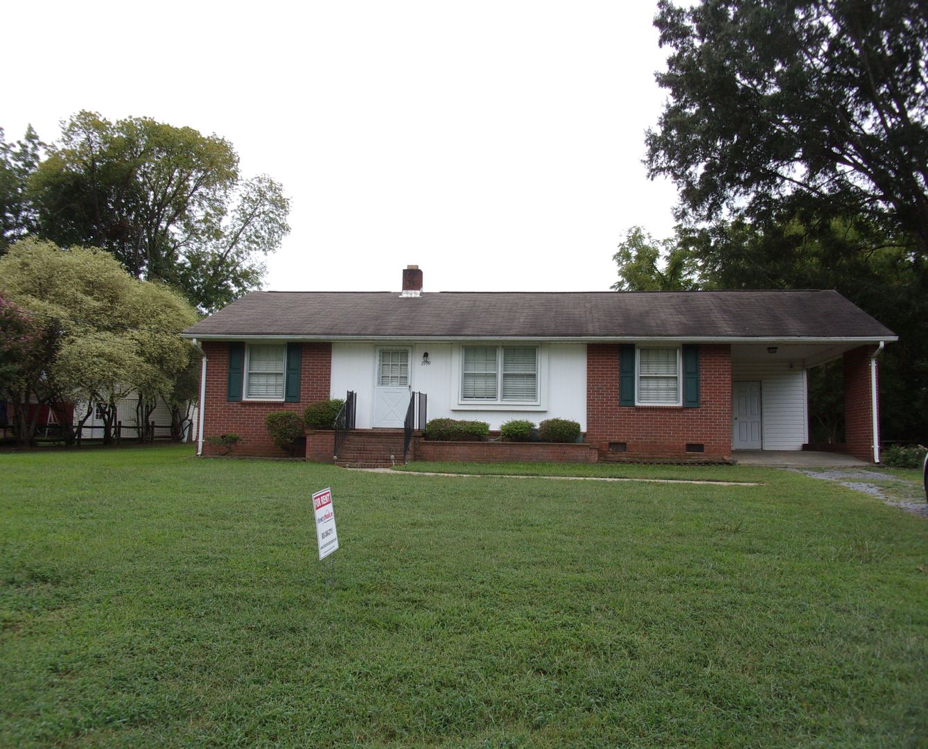 Rock Hill House: 2109 Rosewood Drive