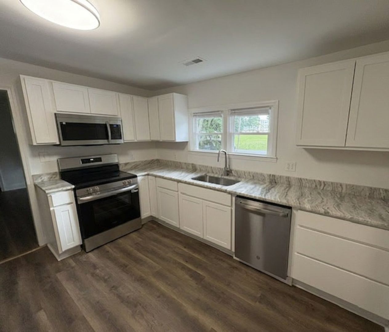 Rock Hill House: 226 Lancaster Avenue