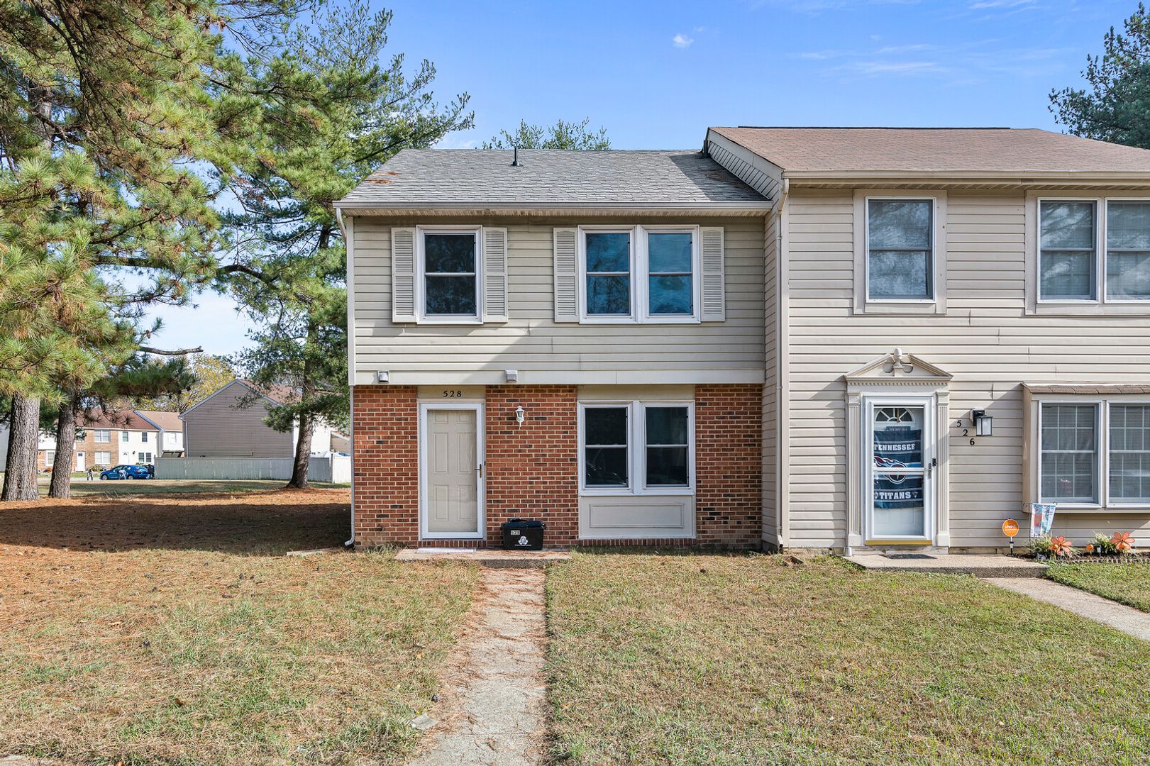 Newport News Townhome: 528 Chanticlar Court
