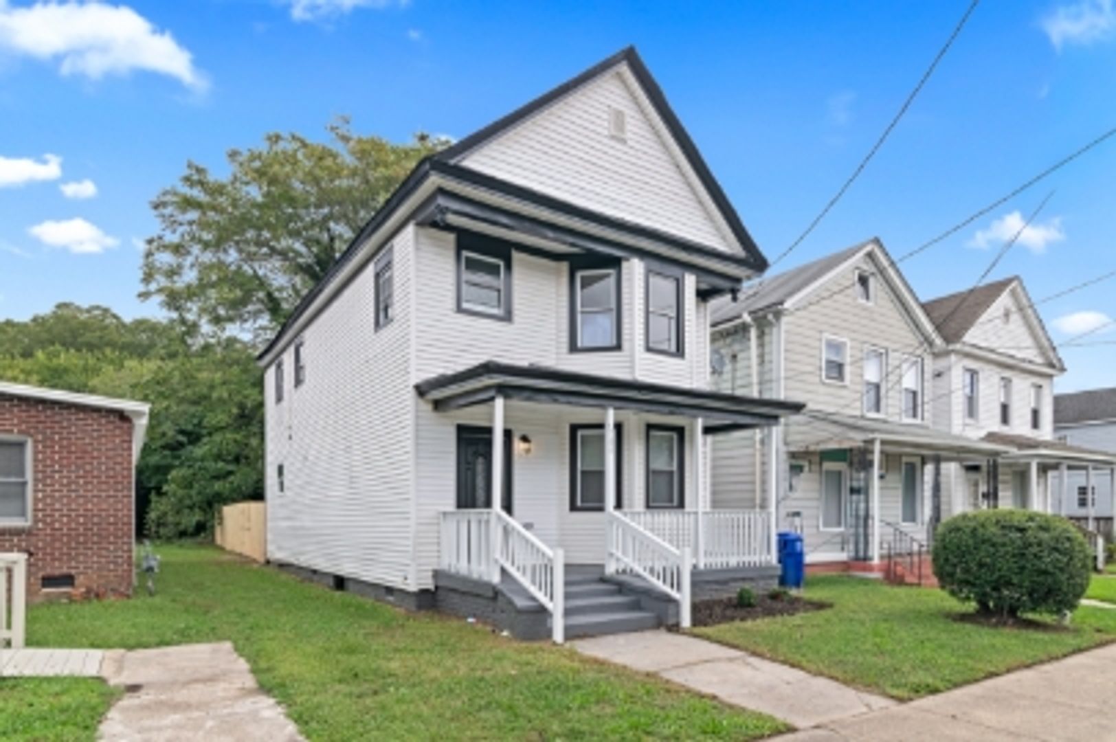 Newport News House: 2104 Marshall Avenue