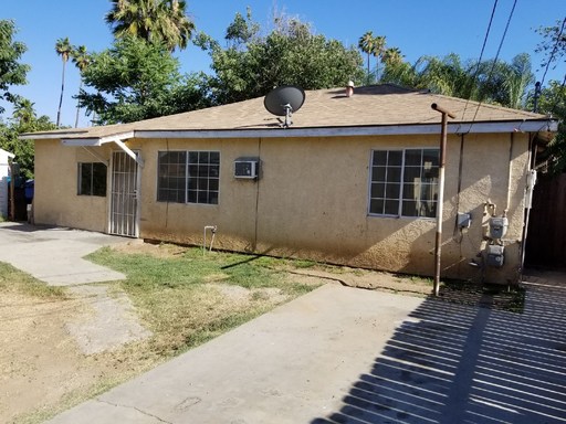 (((2 possibly 3 BEDROOM 2 BATHROOM TRIPLEX HOME!!!))) – photo 1