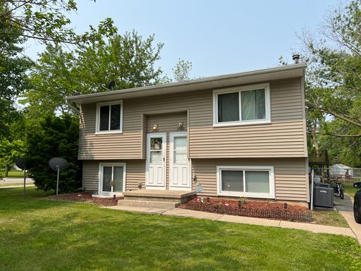 2-BDR 1-BTH Duplex in Holt
