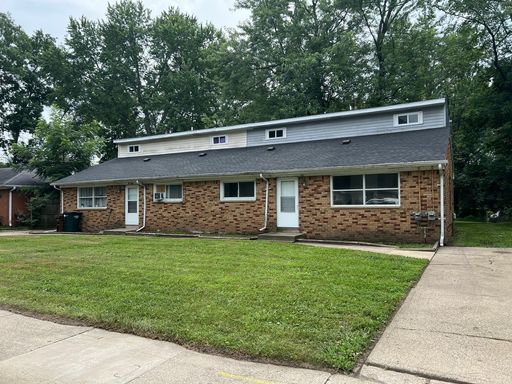 4-BDR 2-BTH Duplex in Lansing - Pet Friendly – photo 1