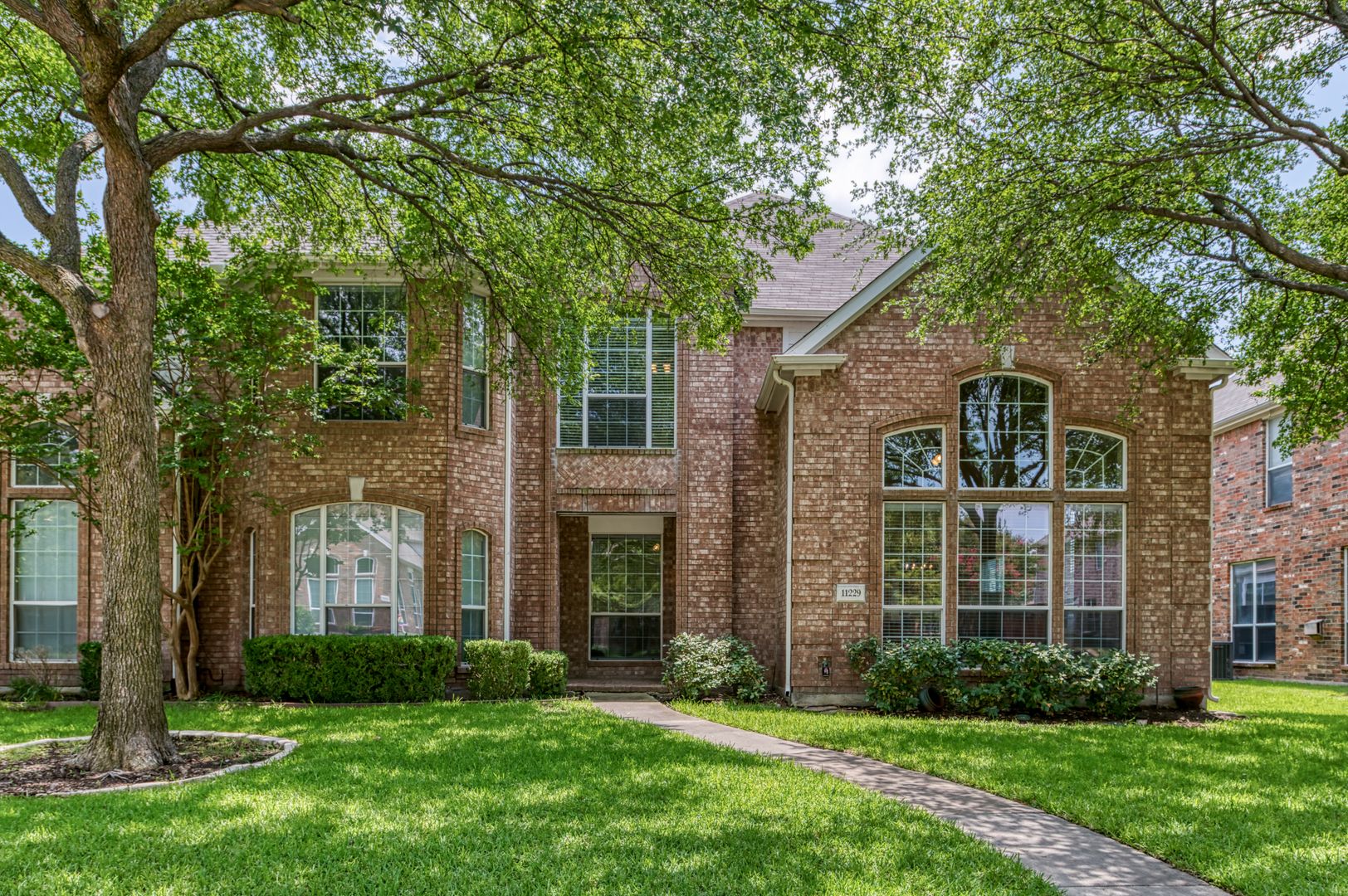 Frisco House: 11229 Fountainbridge