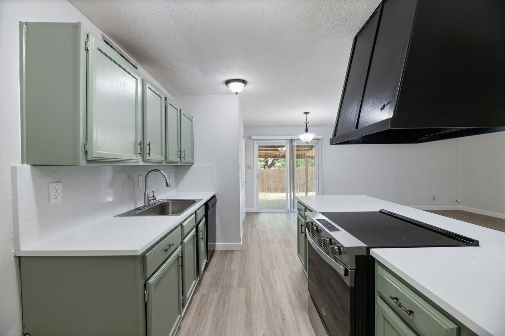 722 Circle Cove 10 of 12
