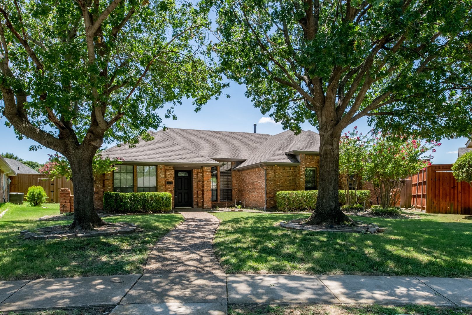 Carrollton House: 3624 Amanda Circle