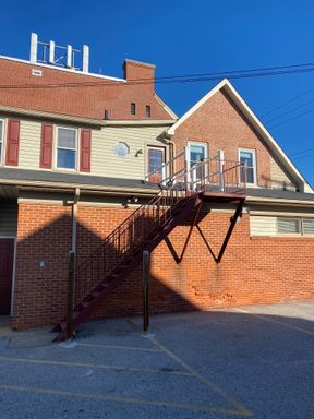 22 Bloomsbury Ave - B22B, UnitB