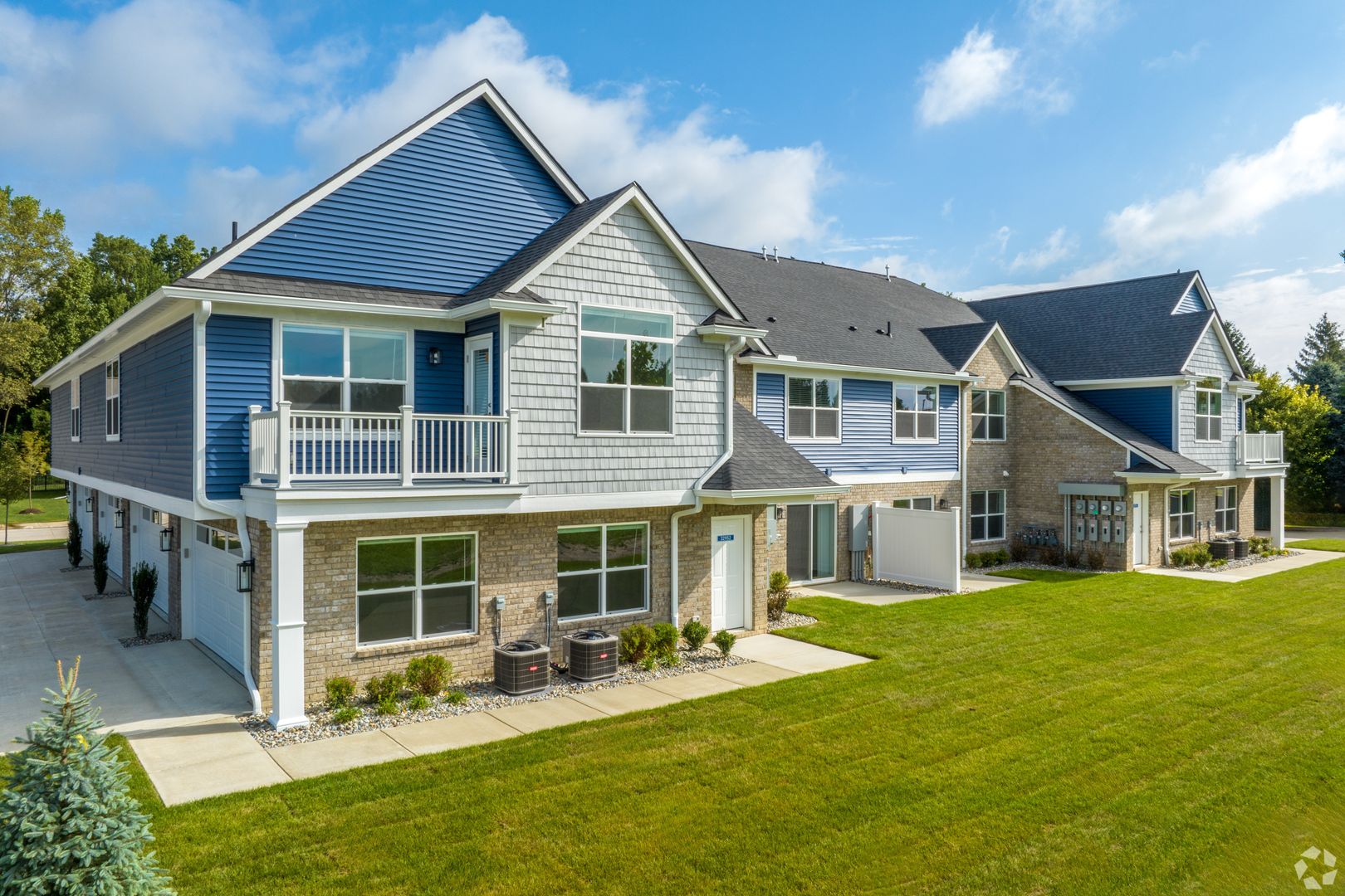 Chesterfield Lease-Save $600! 2 Bedroom, 2 Bath, Att 2-Car Garage. New Construction!