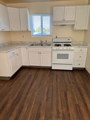 Pacific Grove Two Bedroom – photo 1