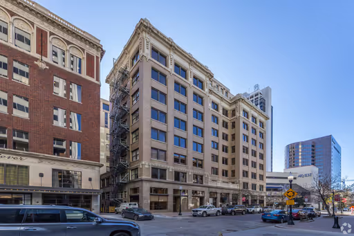 Amazin Tulsa City Center Apartment One Bedroom One Bath. – photo 1