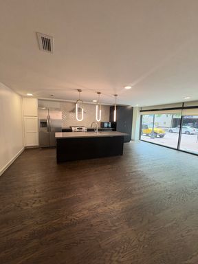 Ground level remodeled unit. – photo 1