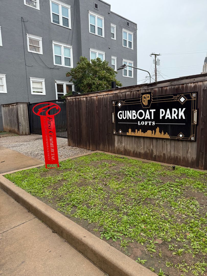 Tulsa Apartment: 1214 South Elgin Ave