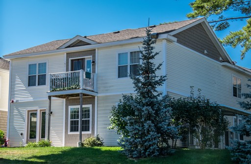 Courtyard 2 Bdrm/2 Bath, 1st Floor – photo 1