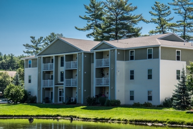 Nashua Apartment: 105 Spit Brook Road