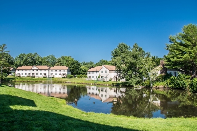 Nashua Apartment: 105 Spit Brook Road