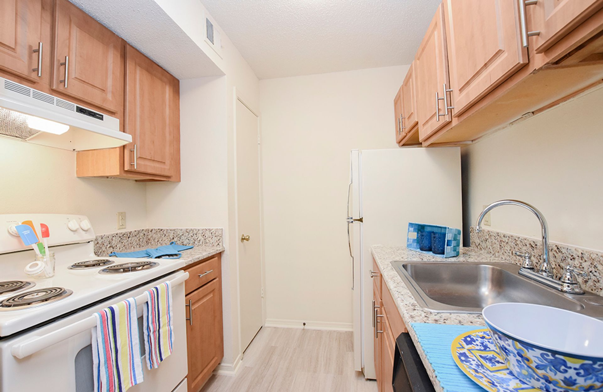 KENNER Apartment: 3400 CHATEAU BLVD.