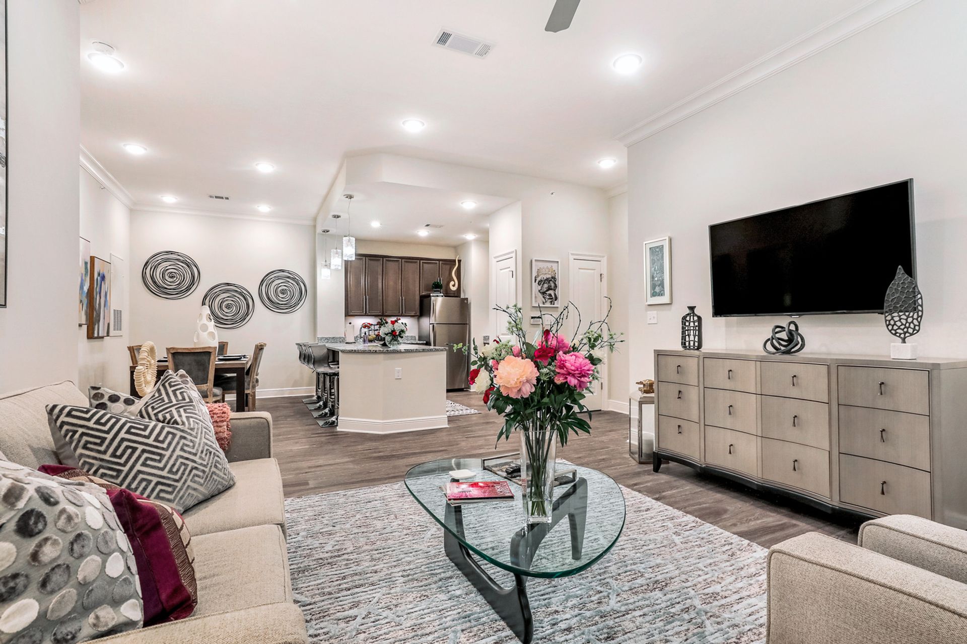 RIVER RIDGE Apartment: 6081 MOUNES STREET