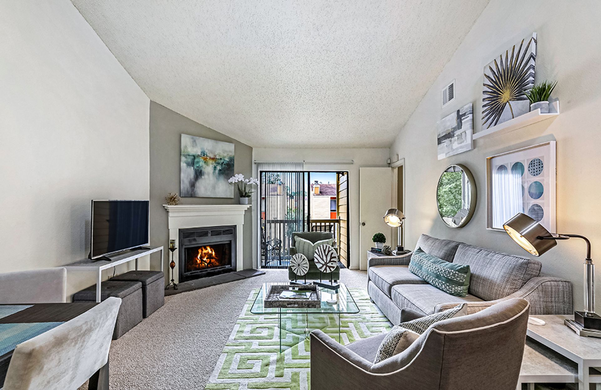 RIVER RIDGE Apartment: 2100 SAWMILL RD