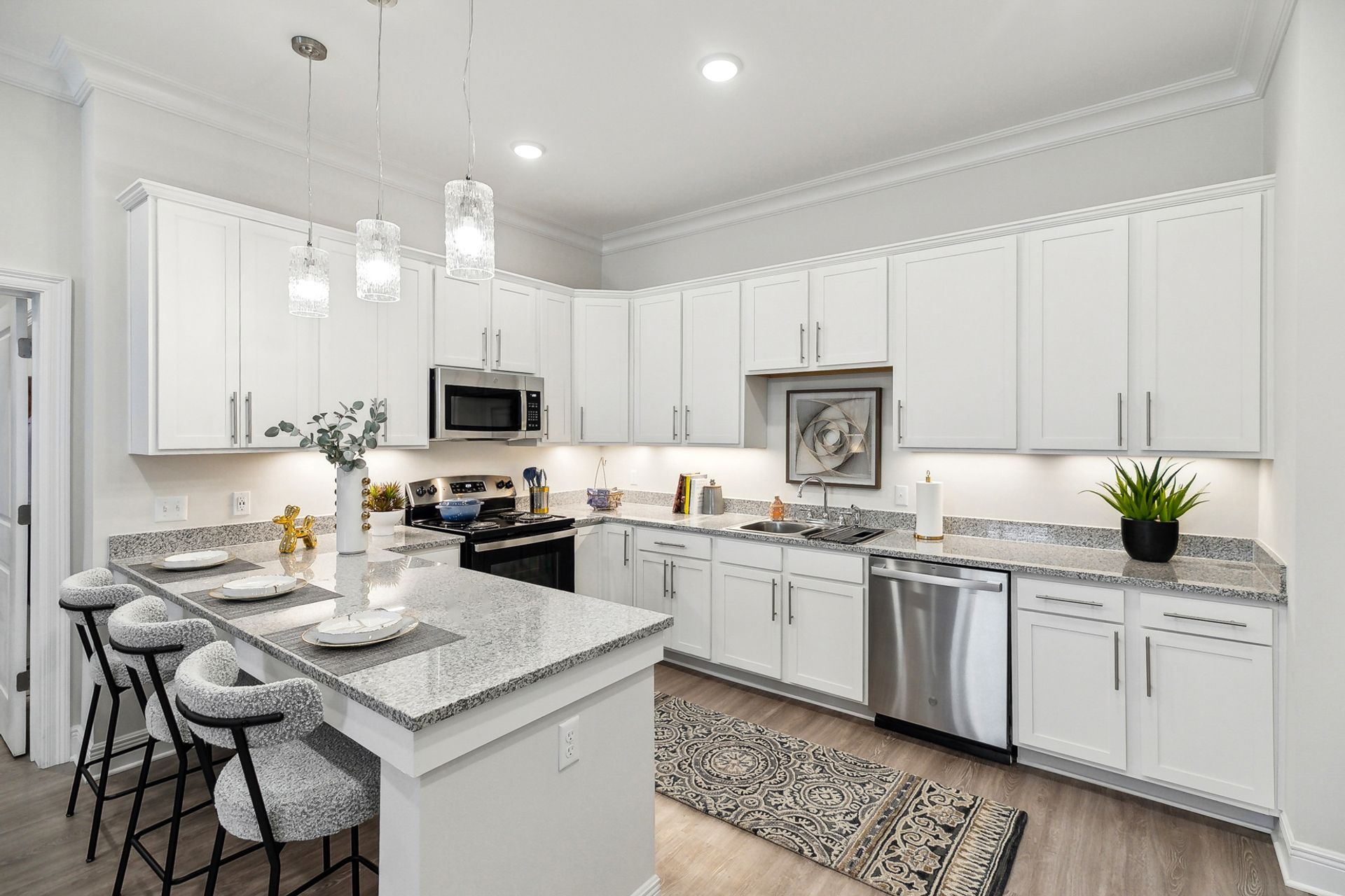 KENNER Apartment: 3655 LOYOLA DRIVE