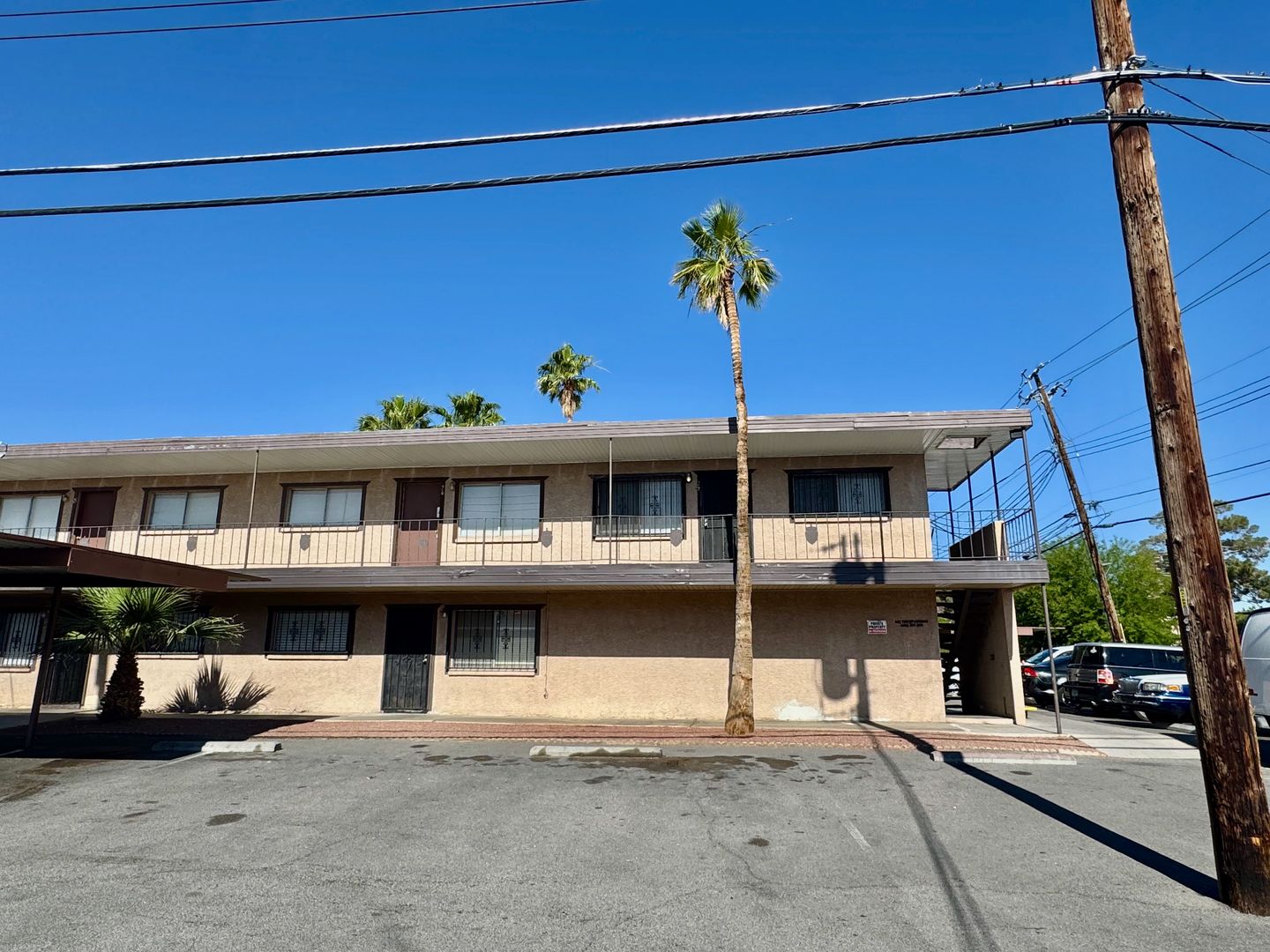 Las Vegas Condo: 3720 Royal Crest Cir #27