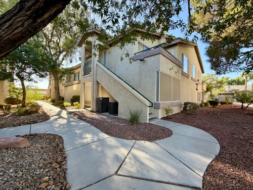 Charming Downstairs 3BR/2BA Condo in Secure Gated Community – photo 1
