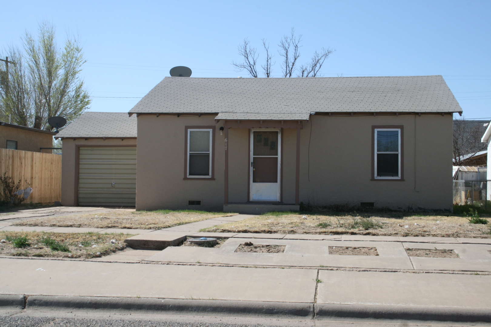 LARGE HOME QUIET STREET