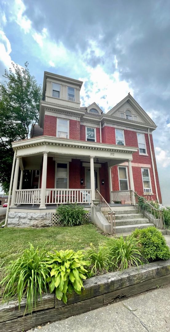 Lexington Apartment: 312B South Upper Street