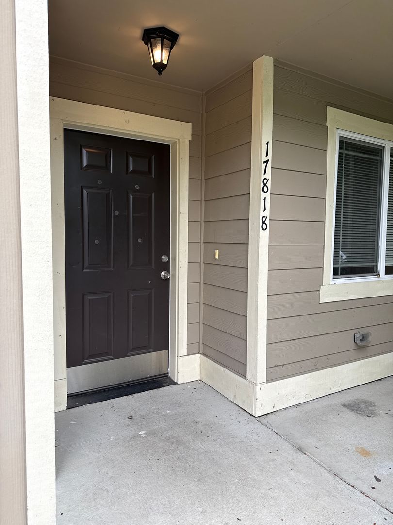 Puyallup Condo: 17800 79th Ave Ct E