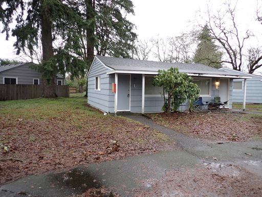 Studio Lakewood Apartment