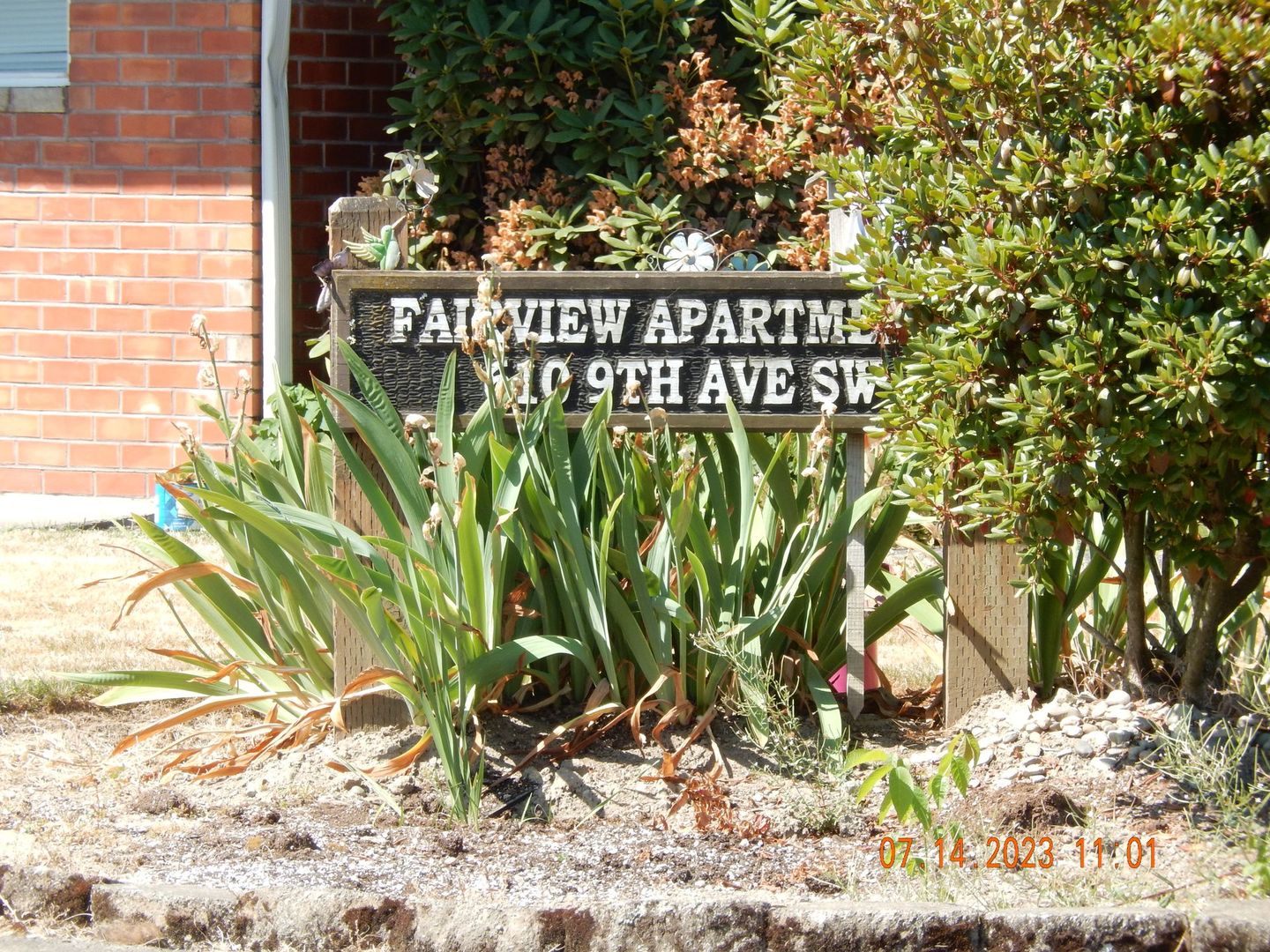 Puyallup Apartment: 610 9th Ave SW