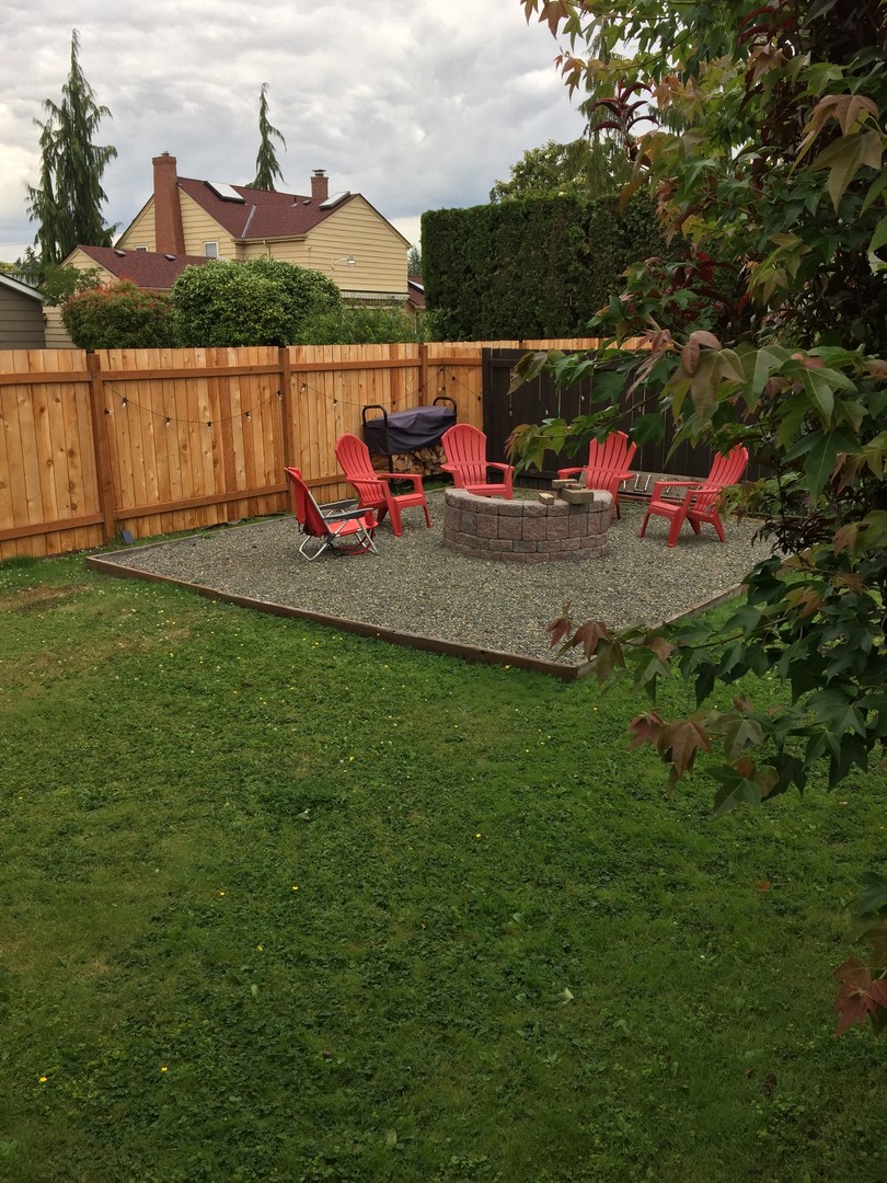 Puyallup House: 421 10th Street SW