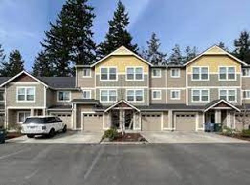 3 Bed 2.5 Bath Rental at 17804 79th Ave Ct E, Puyallup, WA – photo 1