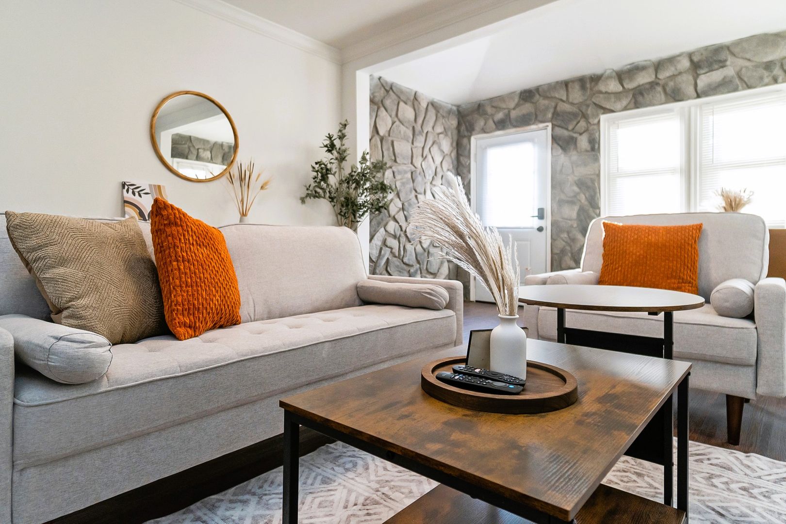 Freemansburg Apartment: 127 Clearfield St