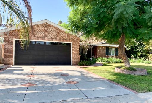 4362 Santee Place , Riverside, CA 92504
