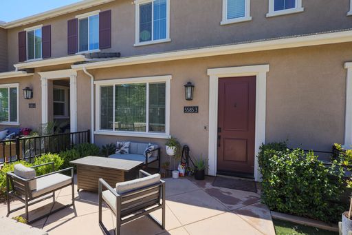 Awesome Condo! – photo 1