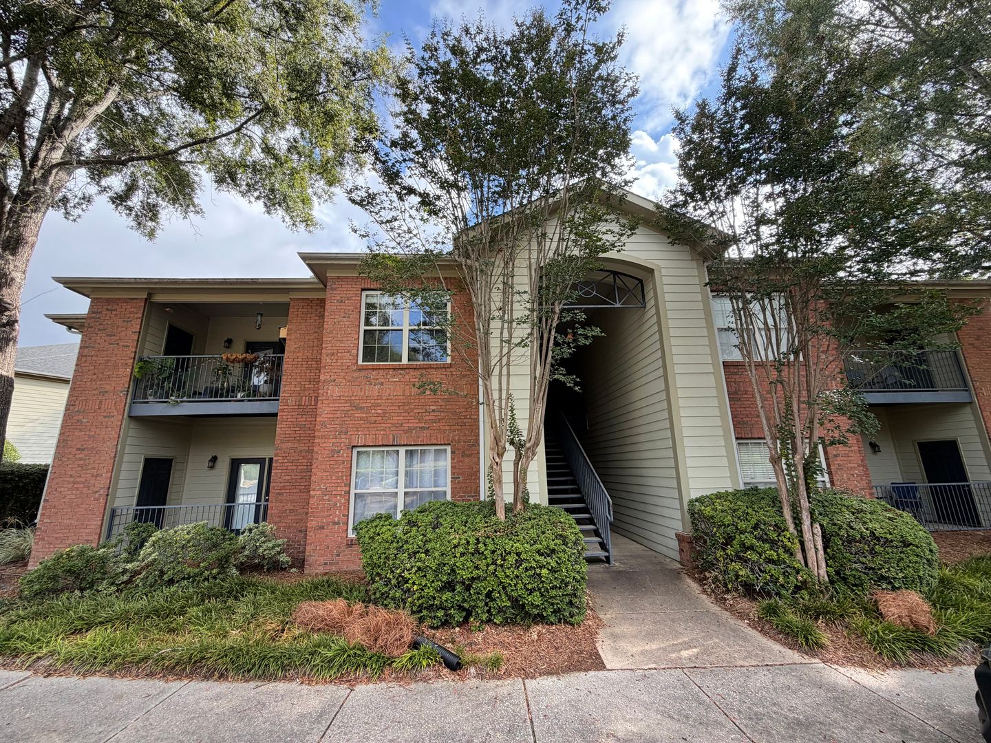 Auburn Condo: 3297 S. College Street, Unit D203