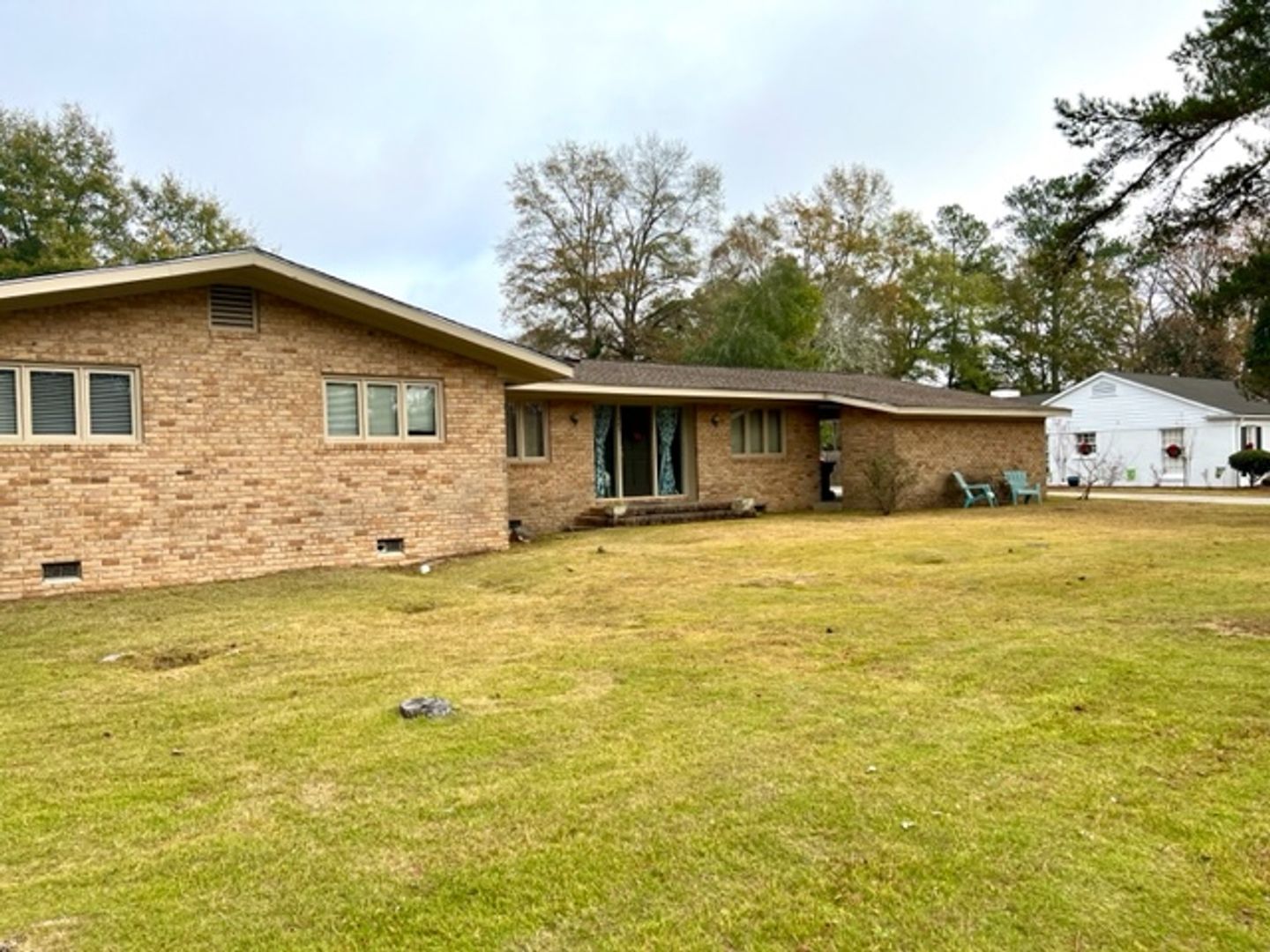 Auburn House: 743 Hollon Avenue