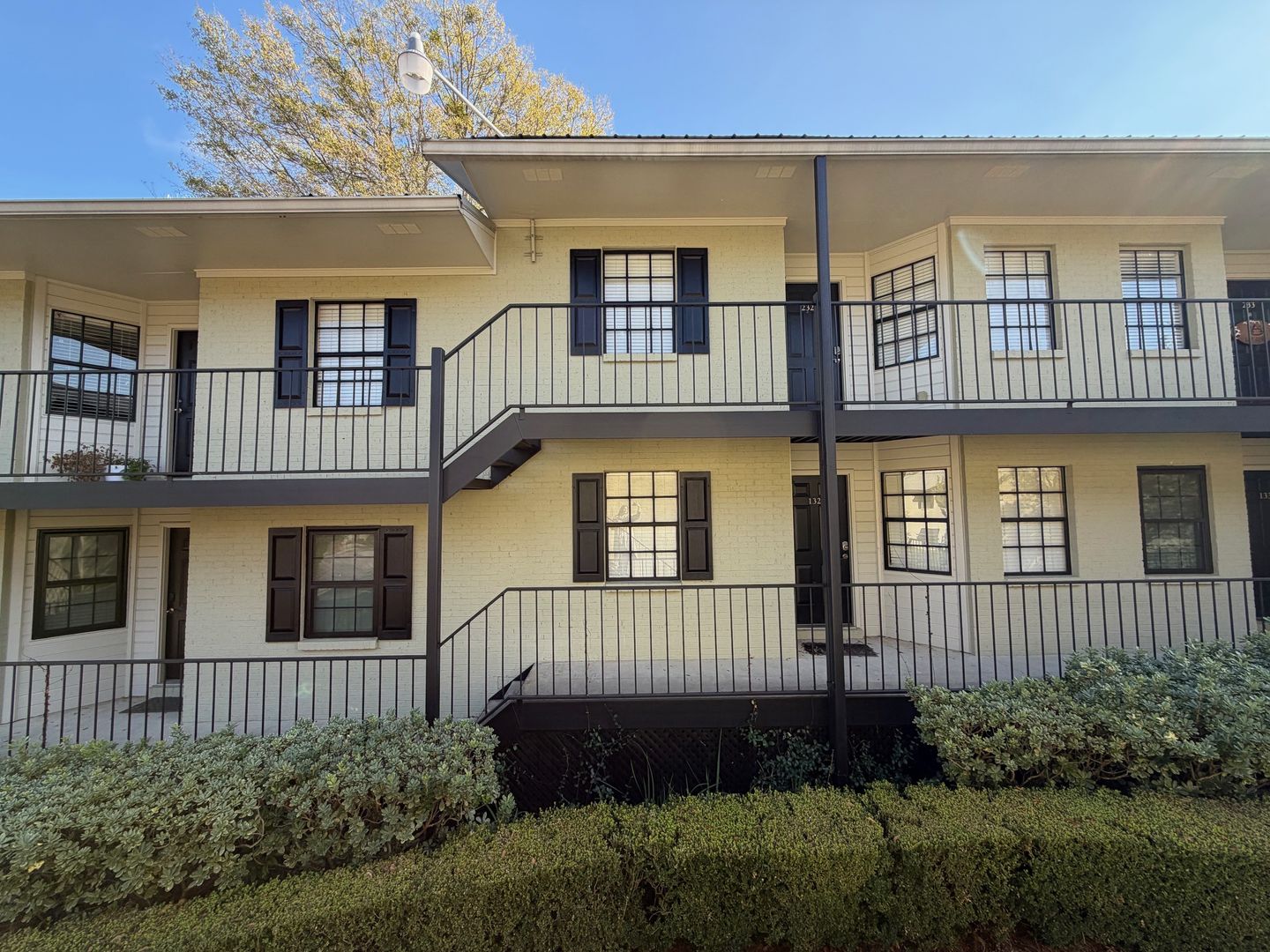 Auburn Condo: 315 E. Magnolia Ave., #130