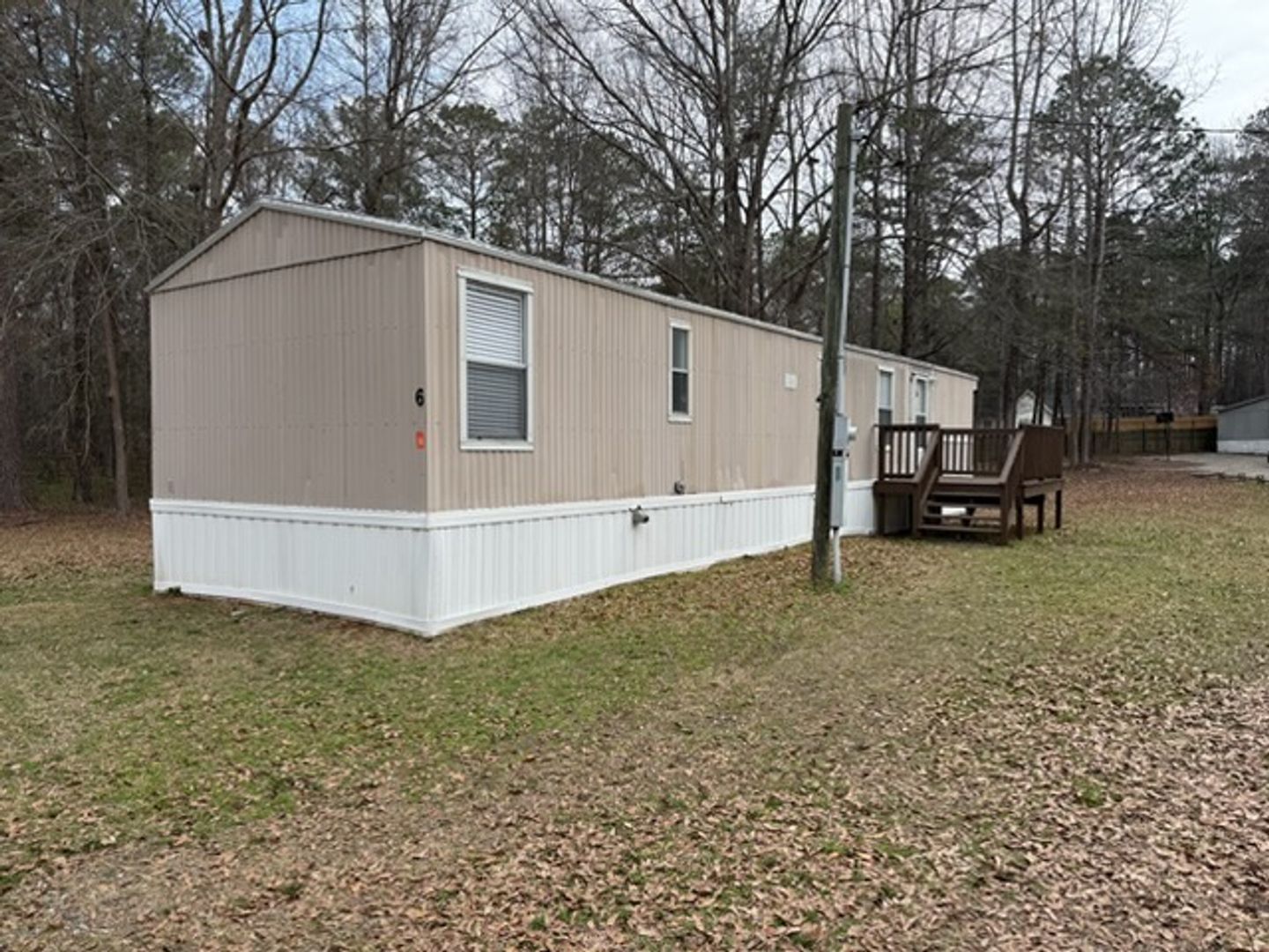 Phenix City House: 22 Lee Road 242, Lot 6