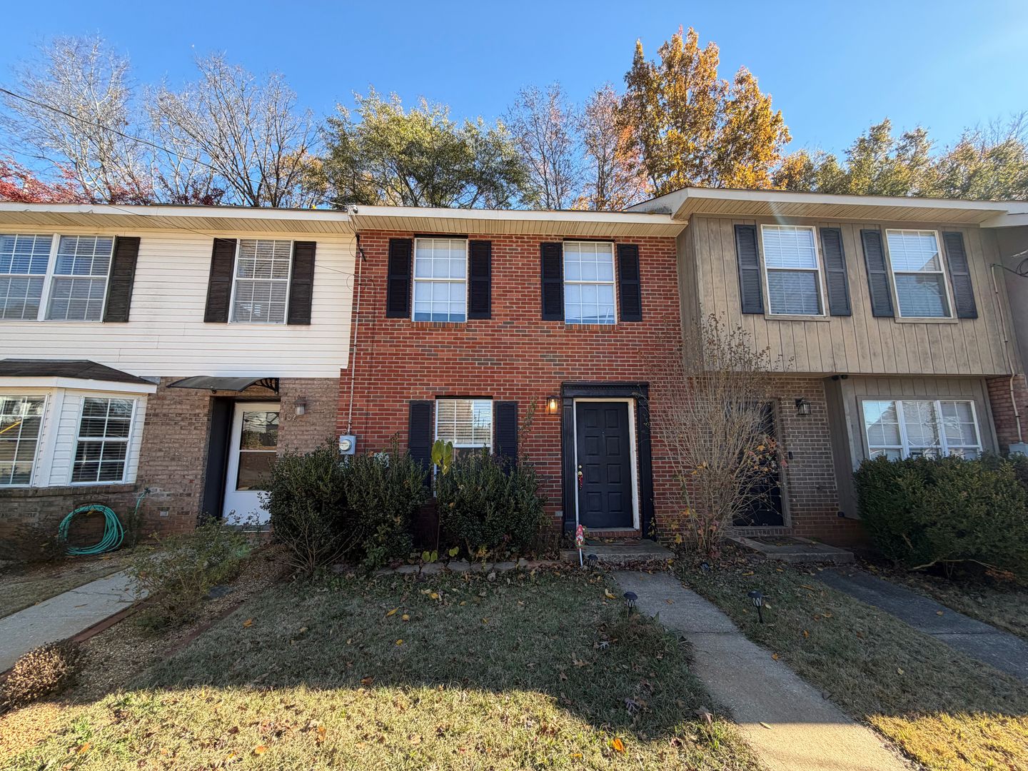 Auburn Townhome: 1100 Chinook Street