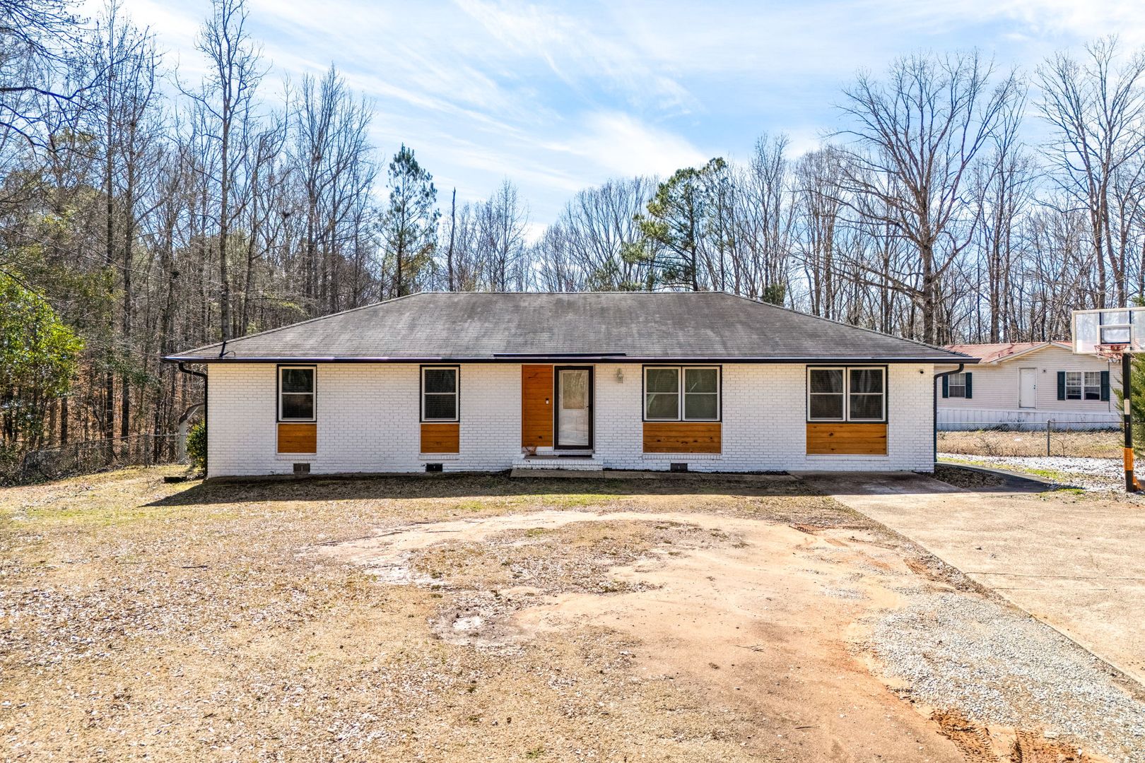 Opelika House: 1005 Crawford Road