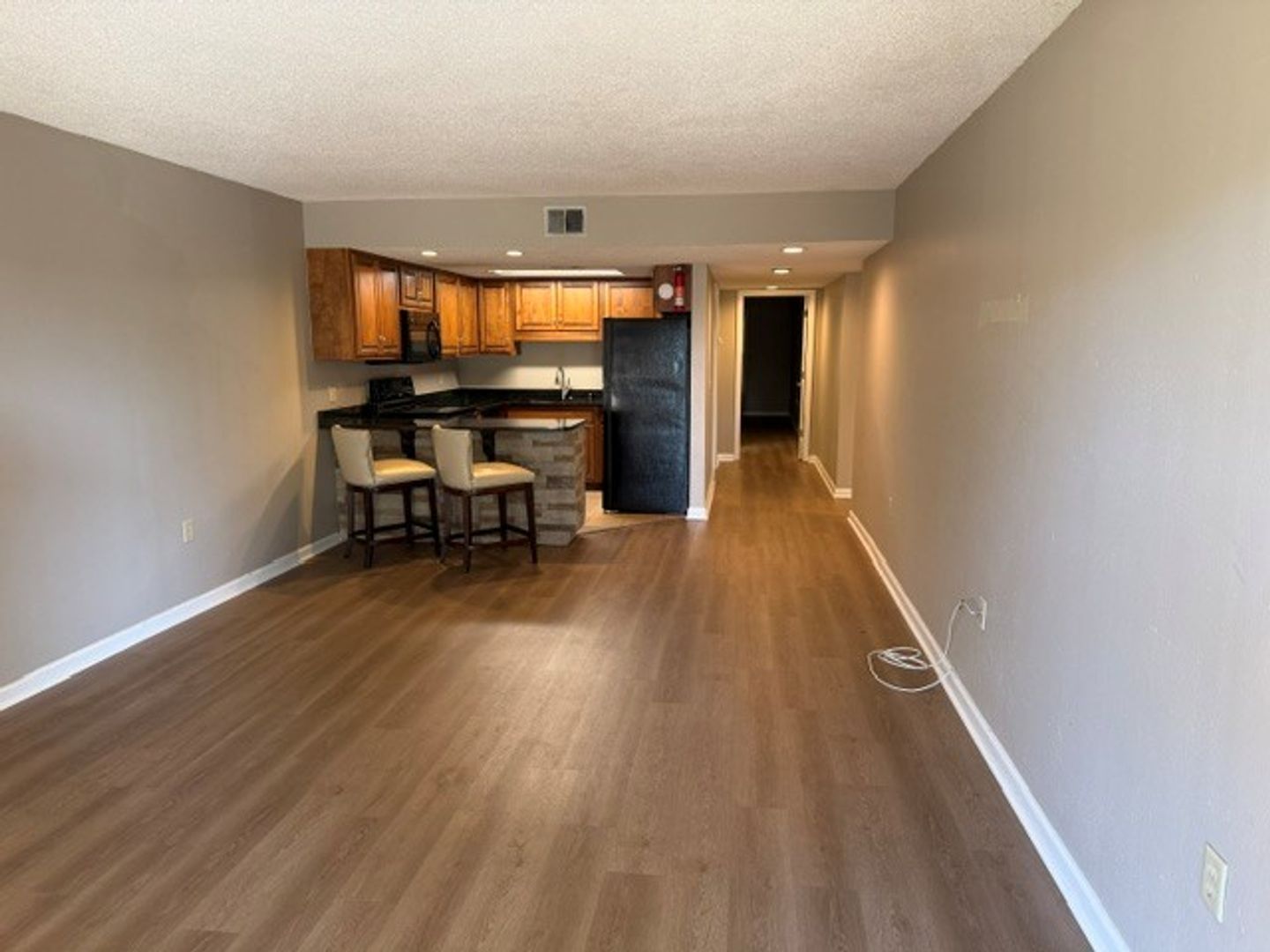 Auburn Condo: 429 Harper Avenue #15
