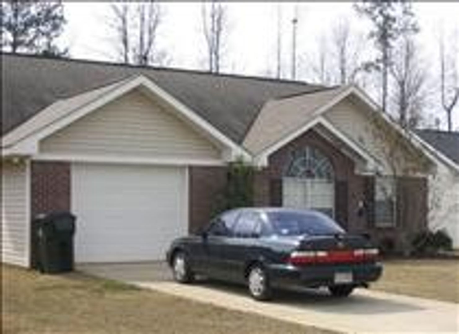 Auburn House: 1011 Pleasant Ave.