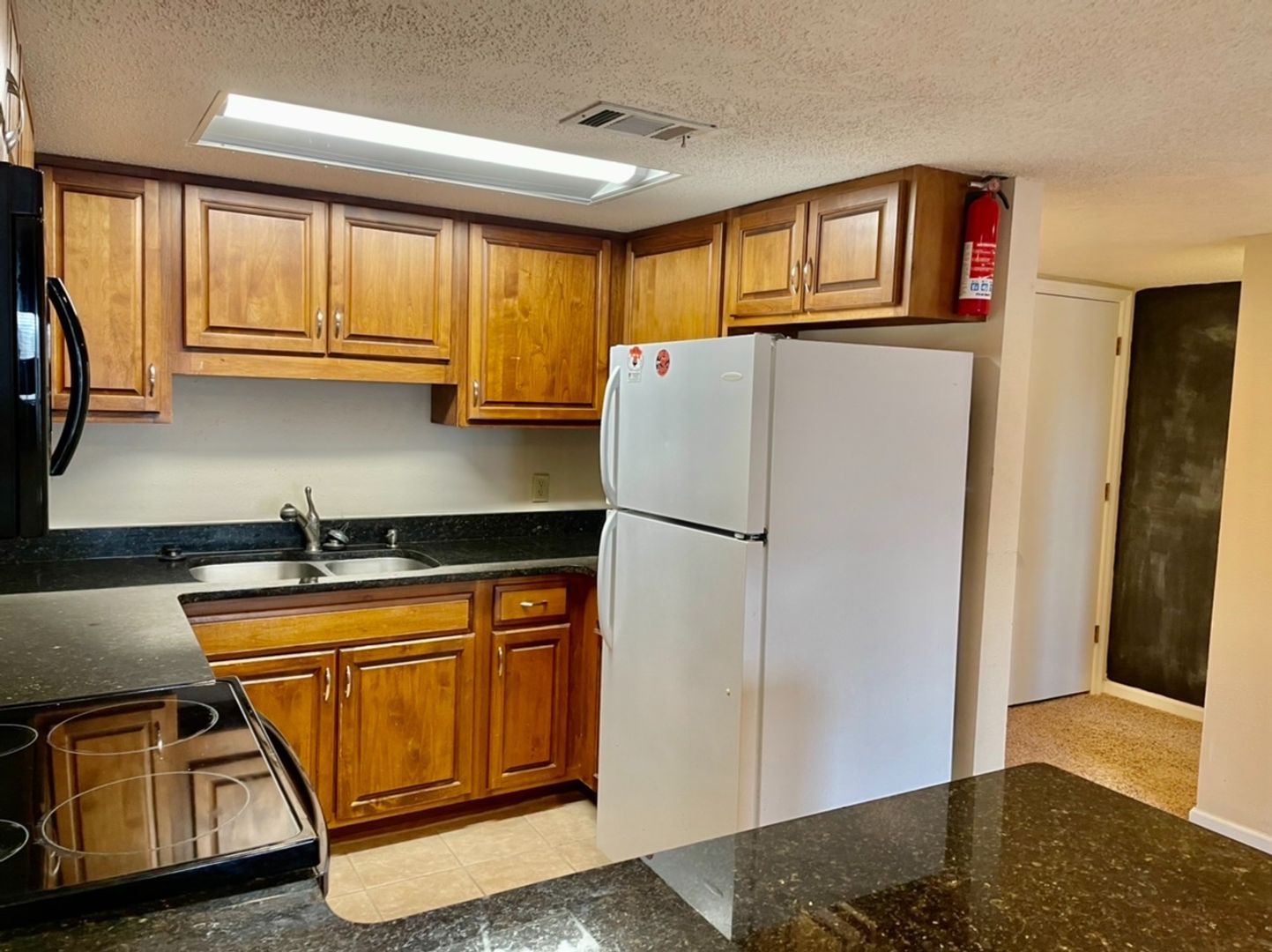 Auburn Condo: 429 Harper Avenue #15