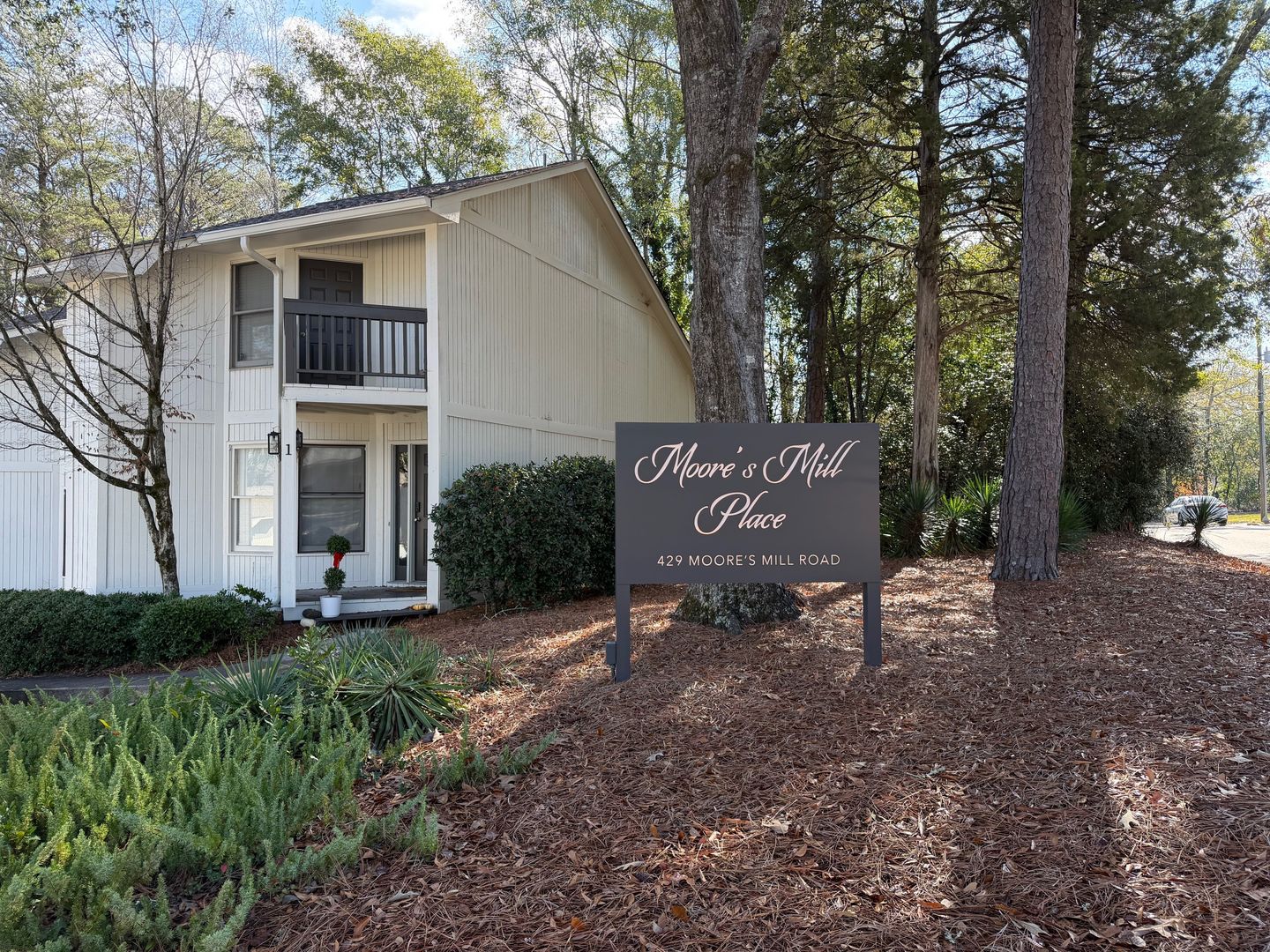 Auburn Townhome: 429 Moores Mill Rd Unit 15